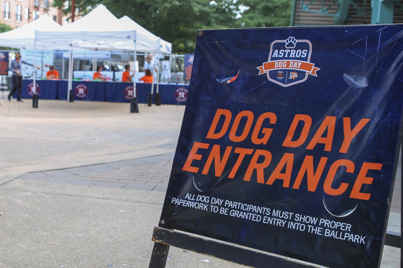 Houston Astros on X: Celebrate Dog Day, presented by @TitosVodka. Spoil  your favorite four legged friend with toys and goodies from the #Astros  Team Store. 🐶:  #ForTheH  /  X