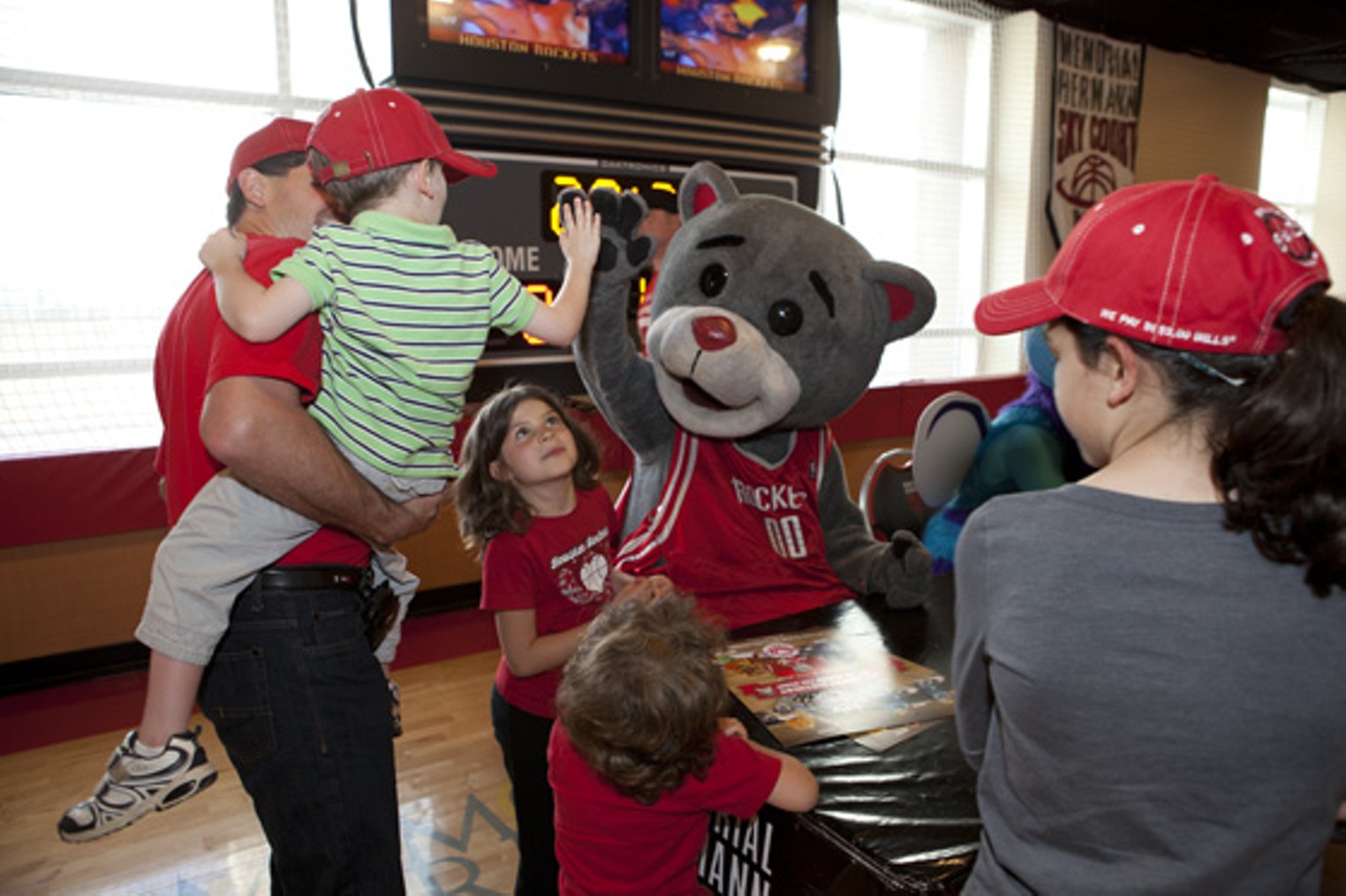 Man behind Rockets mascot 'Clutch' retiring - ABC13 Houston