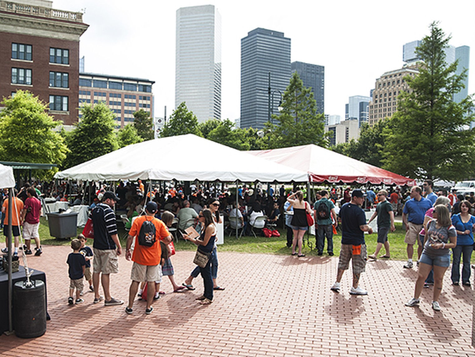 Houston Astros on X: Crawfish, cold beer, and music -- Bayou Bash