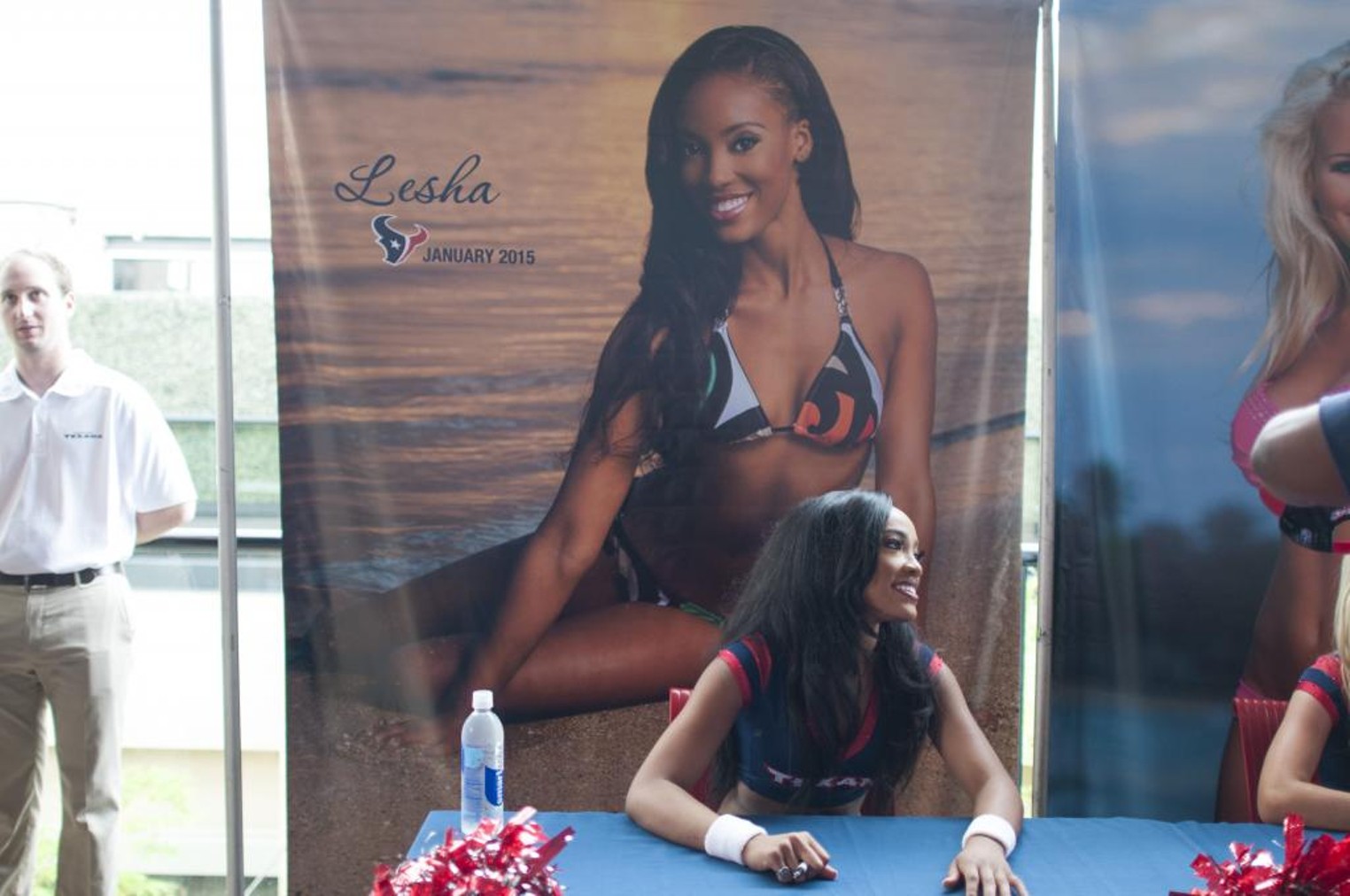 Houston Texans Cheerleaders swimsuit calendar signing