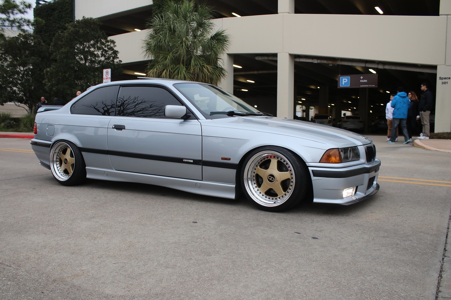 Swangin' and Bangin' at the Slab Holiday Concert and Car Show, Houston, Houston Press