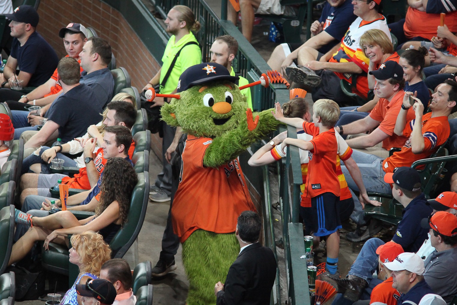 Houston, TX, USA. 5th Nov, 2017. Houston Astros mascot Orbit and