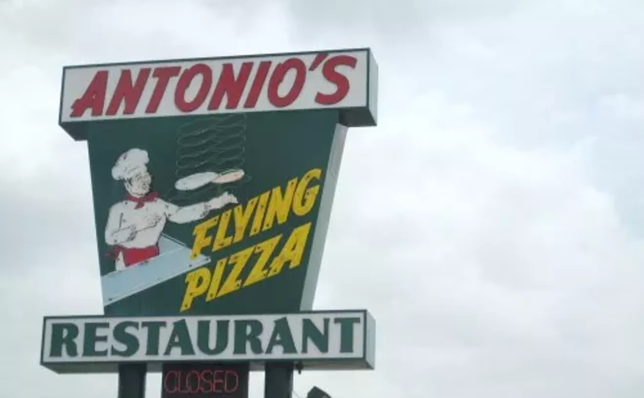Image: Antonio's Flying Pizza