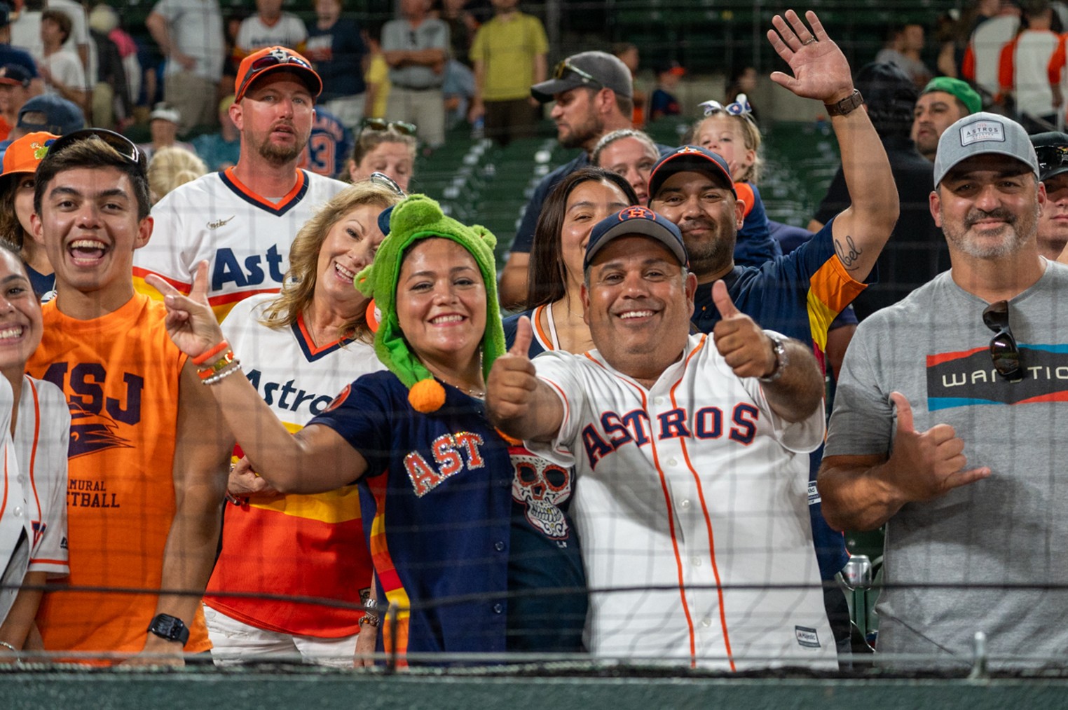 Astros Fans Make the Trip to Orioles Park at Camden Yards