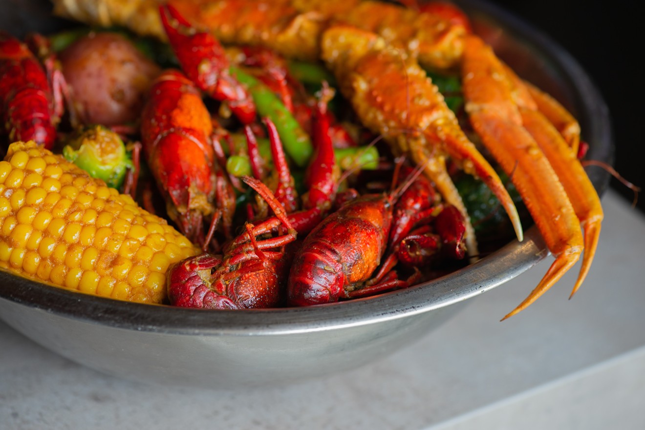 Mudbugs gets a Malaysian curry spin at this Katy Asian Town hotspot.