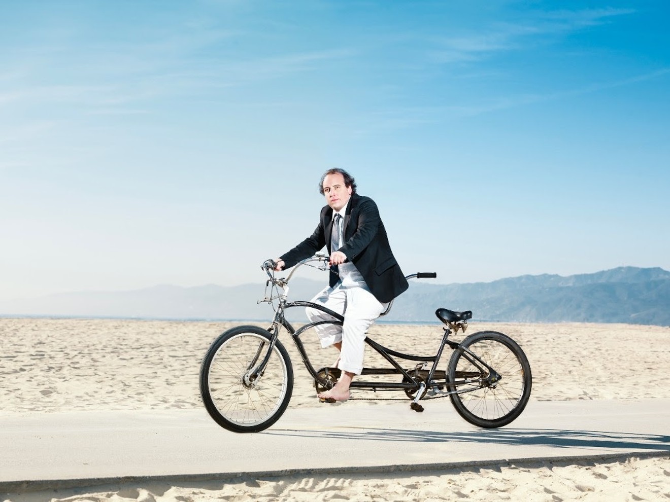 Har Mar Superstar is cruising after his latest releases, Best Summer Ever and the Personal Boy EP, drew widespread acclaim.