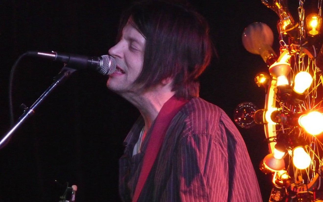 Grant Hart performing in Minneapolis, 2009