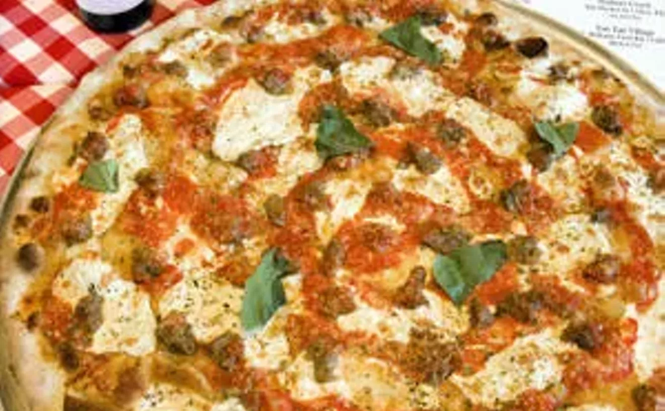 Image: Grimaldi's Coal Brick Oven Pizzeria
