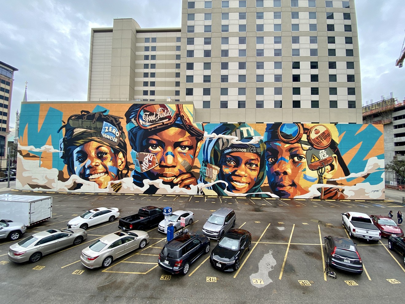 The five-story mural brings attention to the fight against food insecurity.
