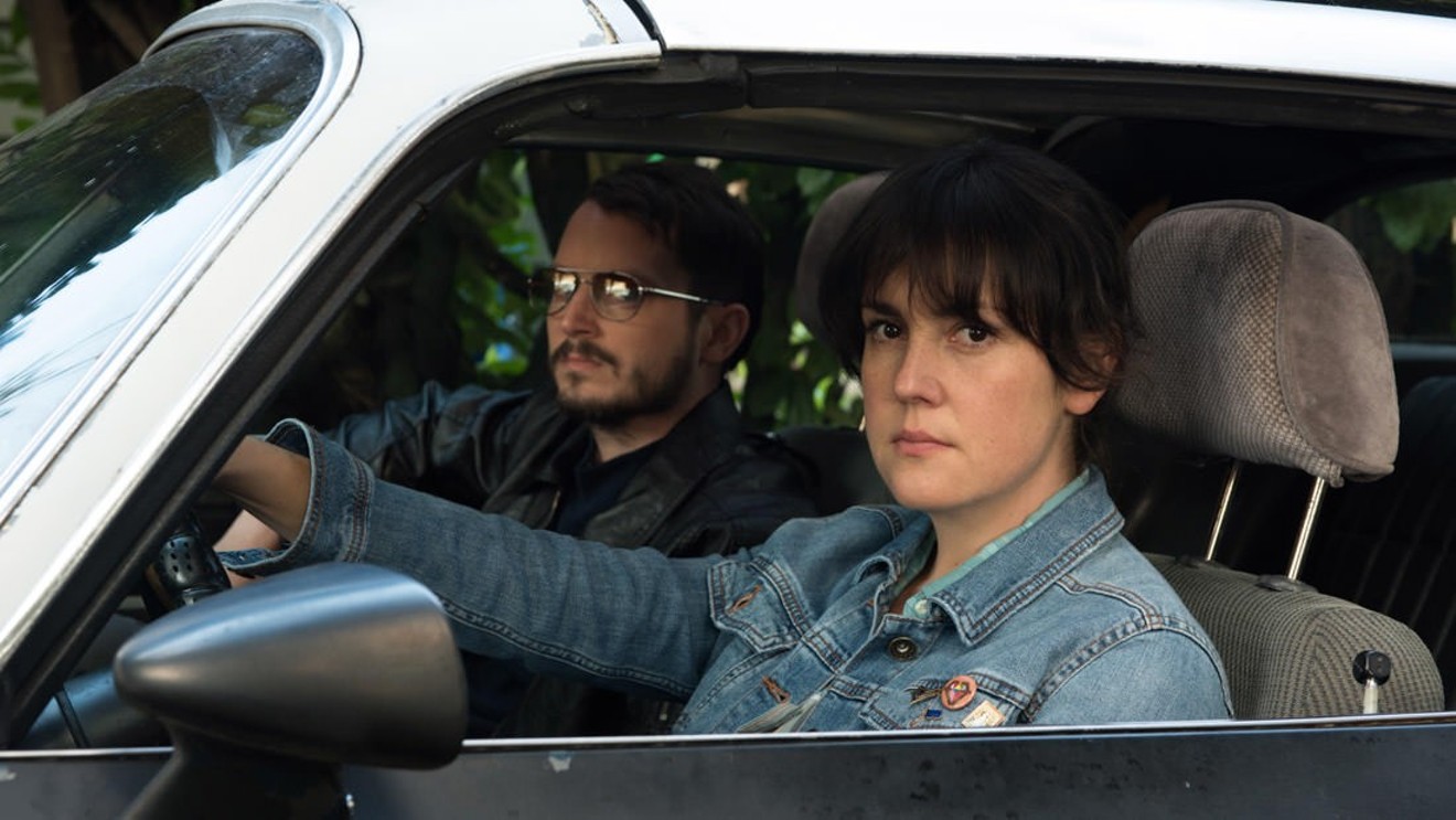 Elijah Wood and Melanie Lynskey in I Don't Feel at Home in This World Anymore