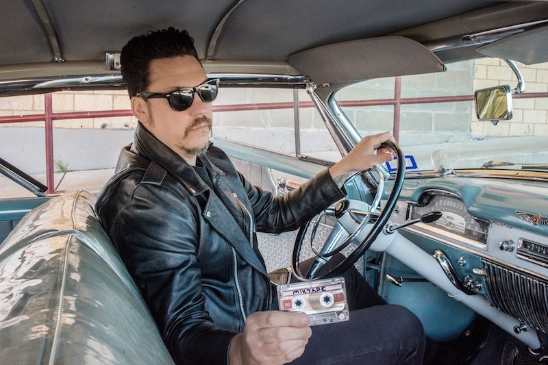 It's not just for pretty girls, Jesse Dayton and his band made a mix tape we can all enjoy.