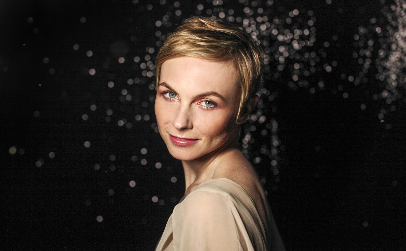 Houston native jazz vocalist Kat Edmonson plays The Heights Theater on Saturday, February 22 in support of her new album Dreamers Do.