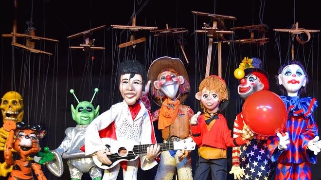 Le Theatre de Marionette Silly Strings Puppet Shows