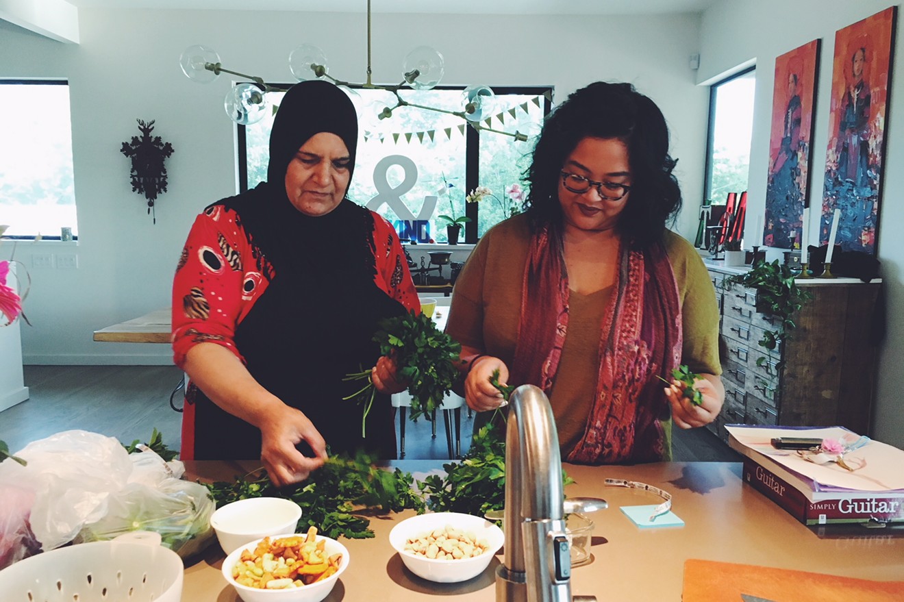 https://media2.houstonpress.com/hou/imager/learning-to-cook-an-incredible-meal-from-a-former-syrian-refugee-in-houston/u/magnum/10440900/dde335d6-b073-476c-982c-d41d76b46e41.jpg?cb=1639707580