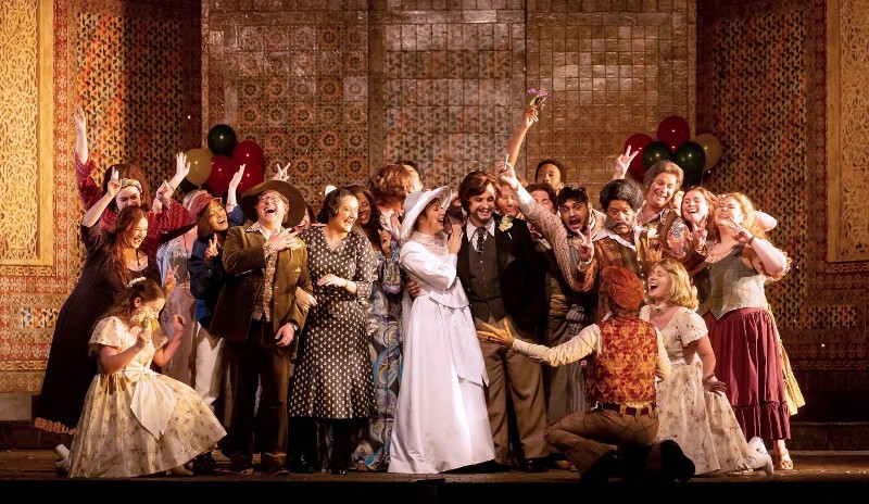 A Houston Grand Opera production of The Marriage of Figaro that abounds with scene stealers.