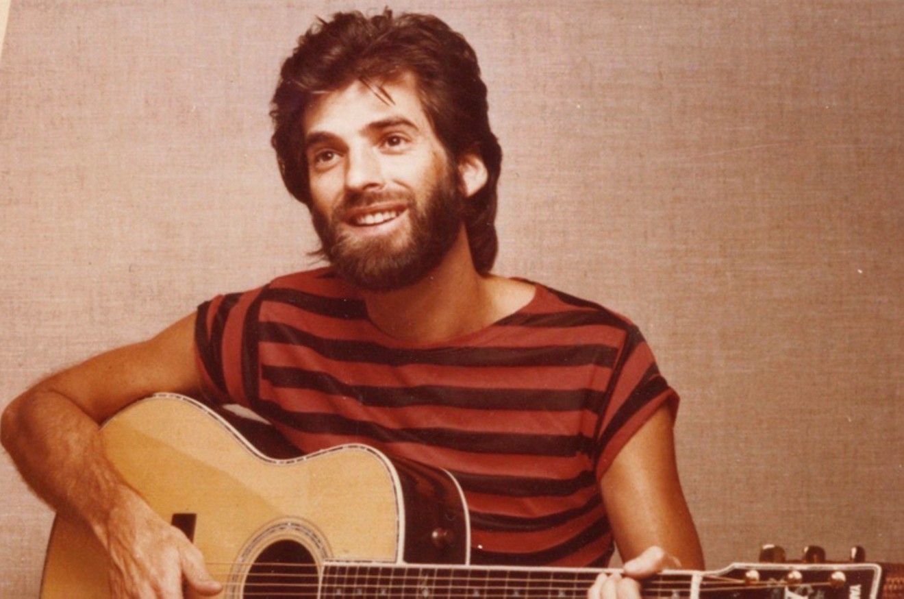 Kenny Loggins looking very Yachty in an early-1980s photo session.