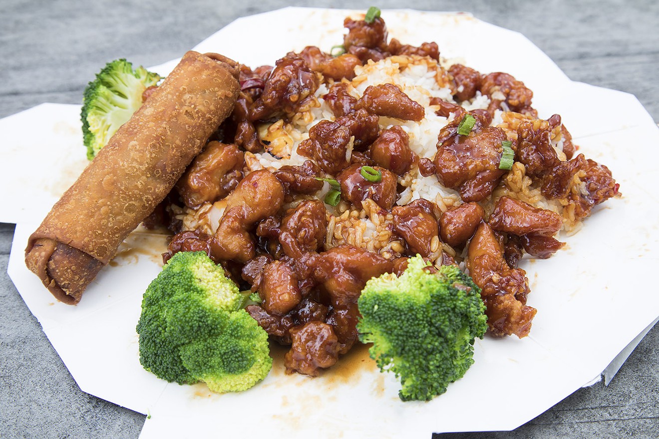 The General Tso’s chicken comes with steamed broccoli with a sauce that’s not too heavy or overly sweet.