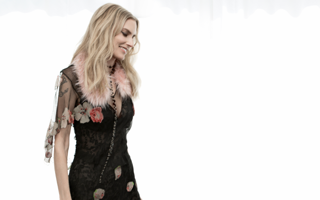 Aimee Mann brings her enchanting sounds to Heights Theater.
