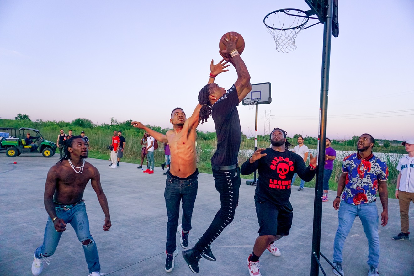 Only at JMBLYA! The coolest pick-up basketball game between members of The Migos and Chance The Rapper.