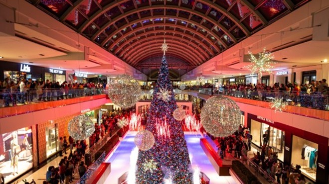 The Galleria's 33rd Annual Ice Spectacular and Tree Lighting
