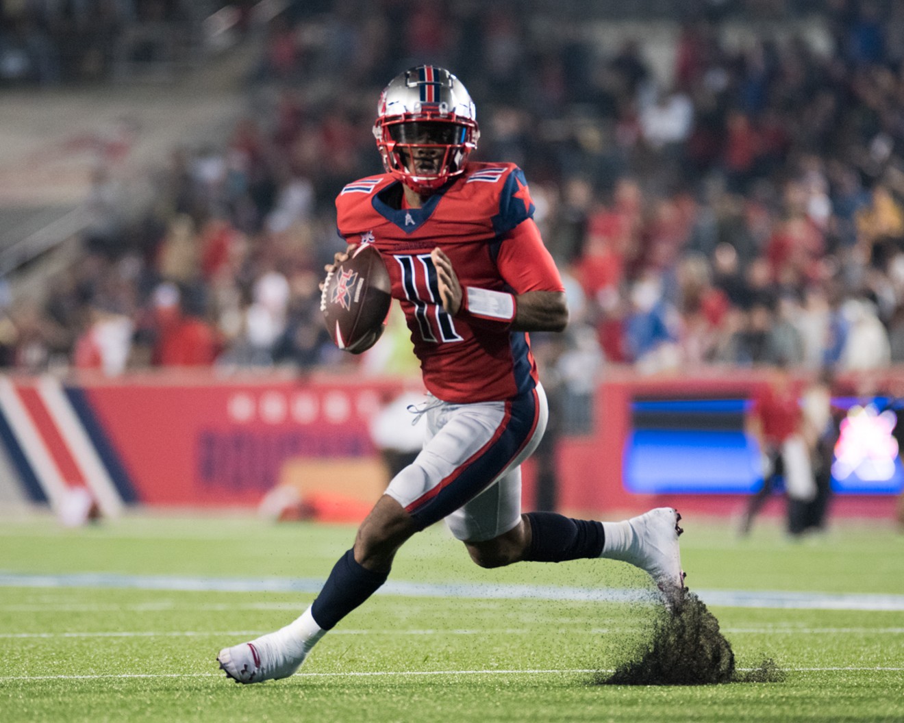 Houston Roughnecks QB PJ Walker is bring the NFL scouts to the XFL