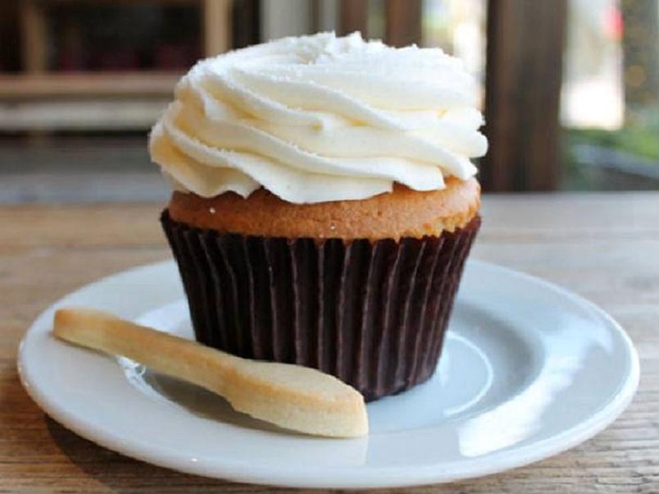 Ooh La La's newest cupcake features spiced chai tea cake and vanilla buttercream. - PHOTO BY KIMBERLY PARK