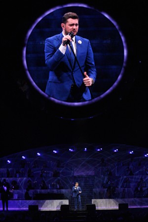 Bublé serenading fans - PHOTO BY MATTHEW KEEVER