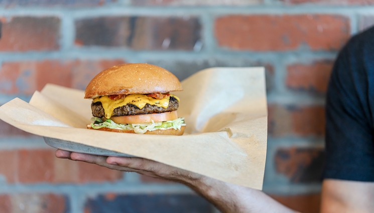 Keep it classic with the Front Porch burger at Grub. - PHOTO BY KELLY HARRISON/ BIT PLATE PRODUCTIONS