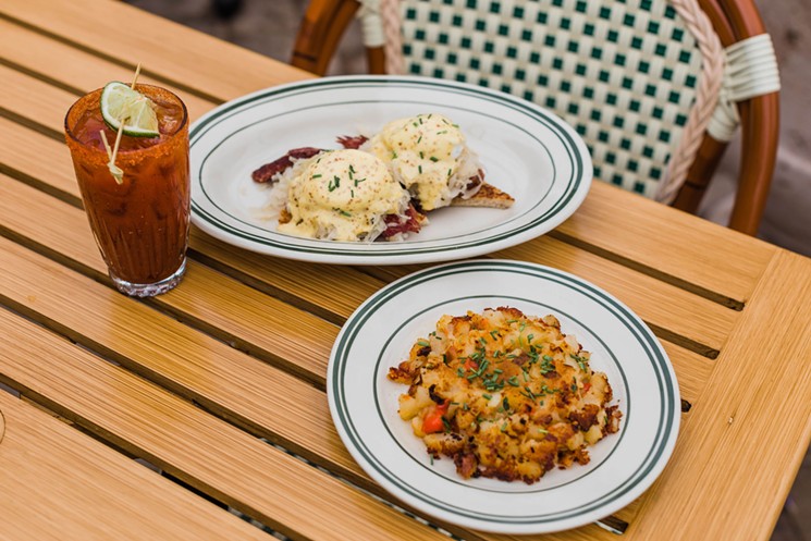 Snag a table on B.B. Lemon's  beautiful patio for brunch. - PHOTO BY BONNER RHAE PHOTOGRAPHY