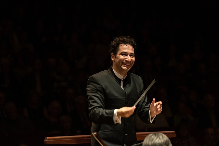 Houston Symphony Music Director Andrés Orozco-Estrada leads the orchestra in one a festival of music. - PHOTO BY JEFF FITLOW