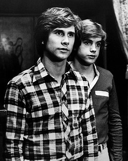 Parker Stevenson and Shaun Cassidy as the Hardy Boys, 1977, - ABC TELEVISION, PUBLIC DOMAIN/WIKIMEDIA COMMONS