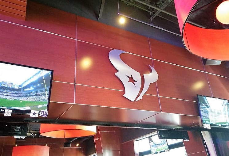 The Texans Grille in City Centre shuttered shortly after the Super Bowl. - PHOTO BY VICTORIA MA