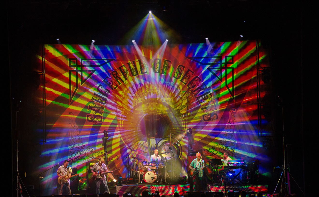 Saucerful of Secrets, from earlier in the tour, with all the colors you can imagine.