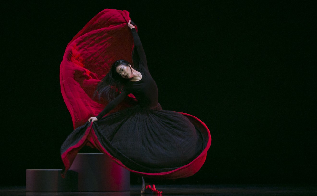 Soloist Xin Ying in Martha Graham’s Chronicle.