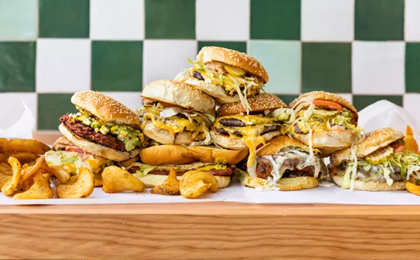 Houston's 5 Best Weekend Food Bets: Underbelly Burger Opens, Crawfish Arrives at Monkey's Tail