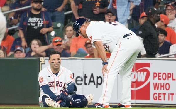 Four Thoughts on Jose Altuve's Broken Thumb