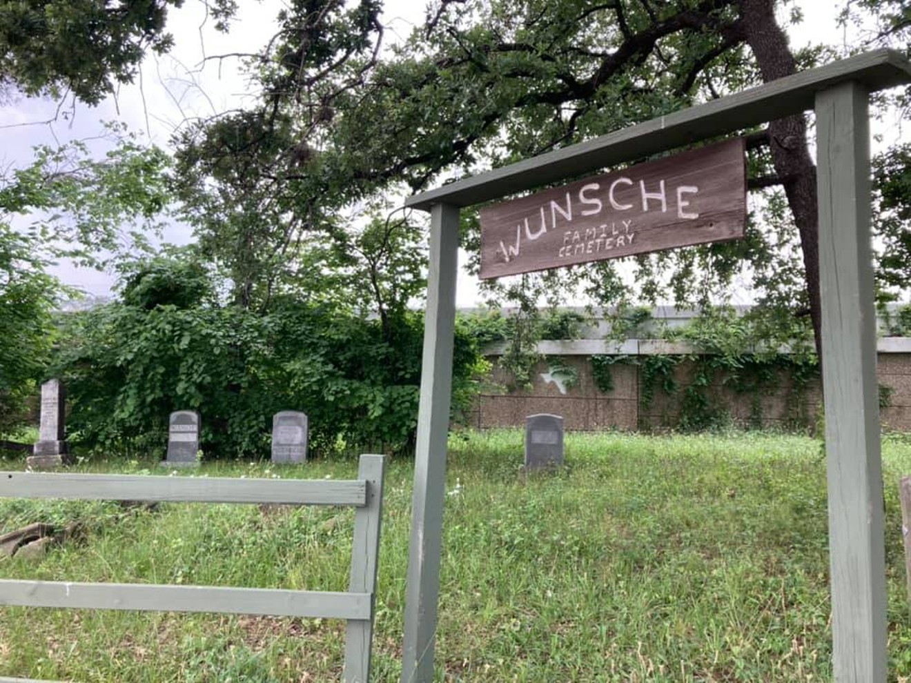 Visiting the Wunche Cemetery | Houston Press