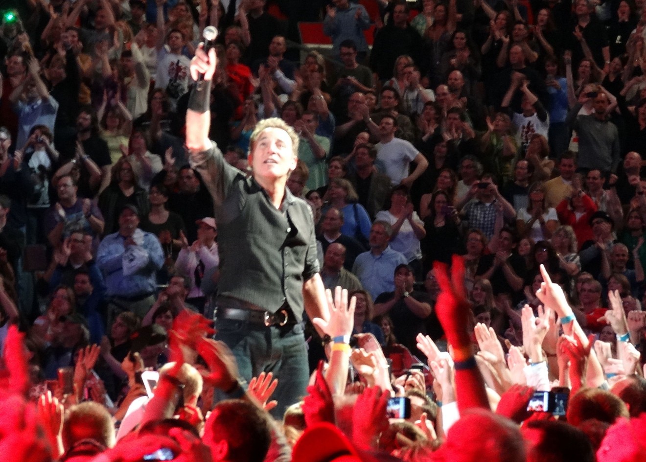 Bruce Springsteen and the E Street Band are back on the road, with a show at Toyota Center on Tuesday.  Concerts from Anthrax, Eric Johnson, Jim Lauderdale, Bill Kirchen, and Adam Sandler are also on tap this week.