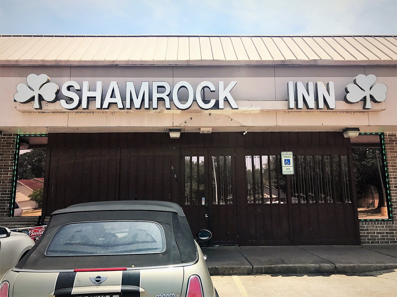 The Shamrock Inn Pub is a hidden gem in Southwest Houston.