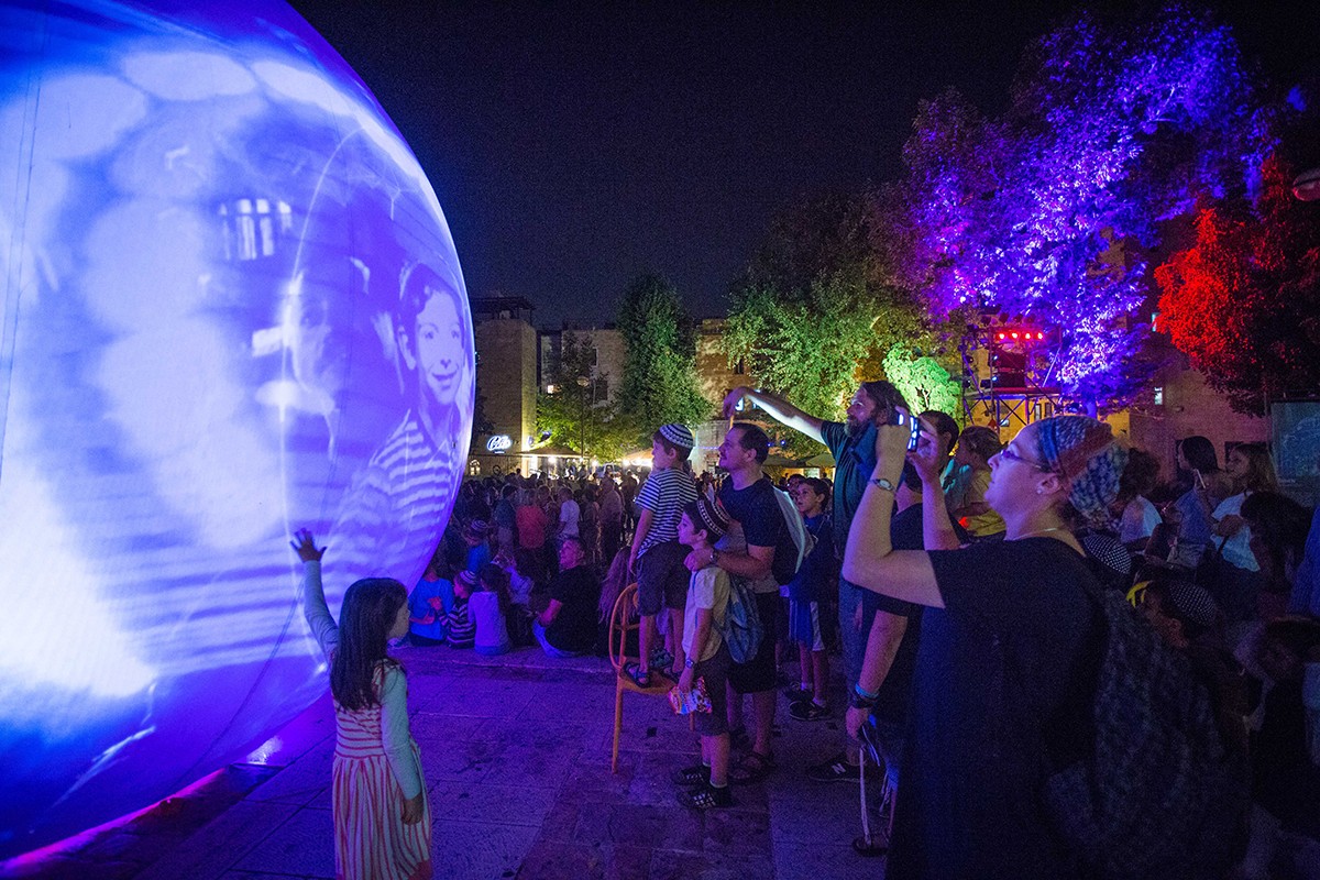 Discovery Green's new temporary installation, "moonGARDEN," includes a trio of interactive Exposure spheres. Draw on the surface with light or even turn the light on yourself to view a selfie on the orb's surface.