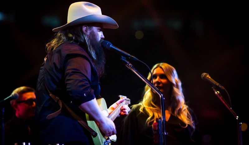 Chris Stapleton showed once again that less can be more.