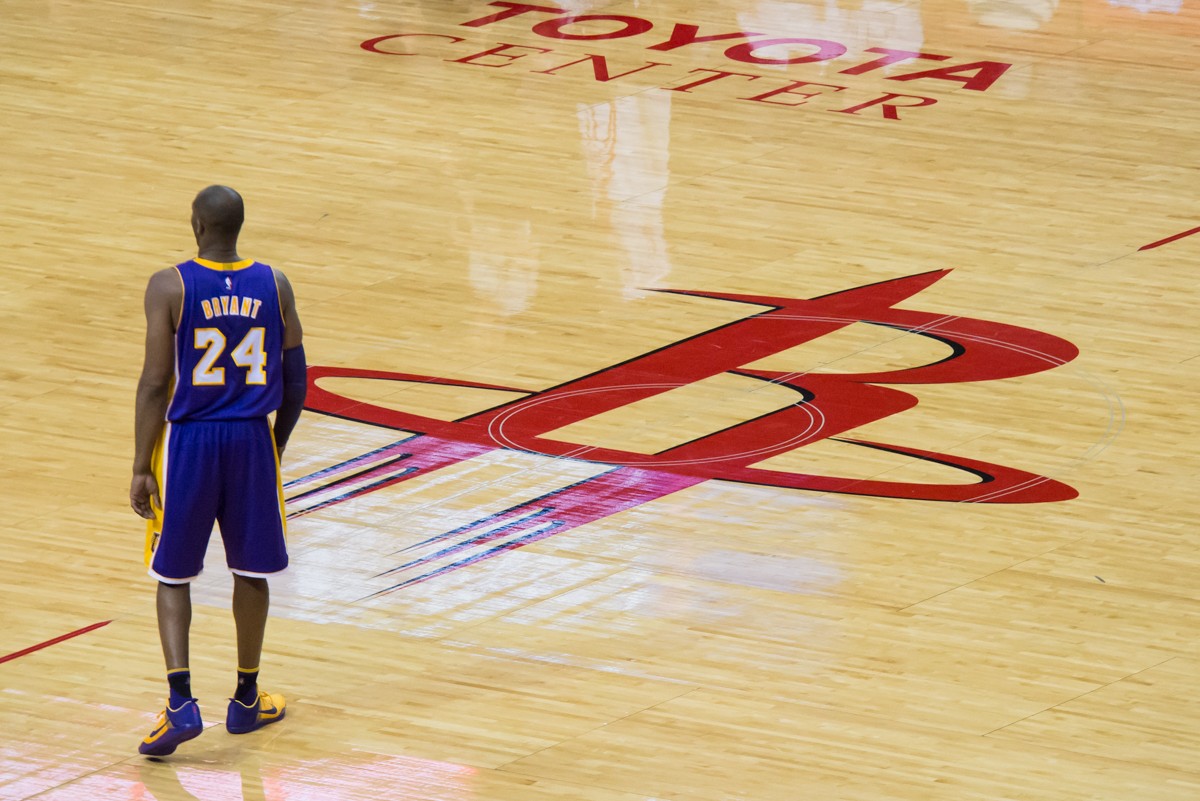 RIP Kobe Bryant: Mavs to Retire Number, Fans Demand a Logo Change