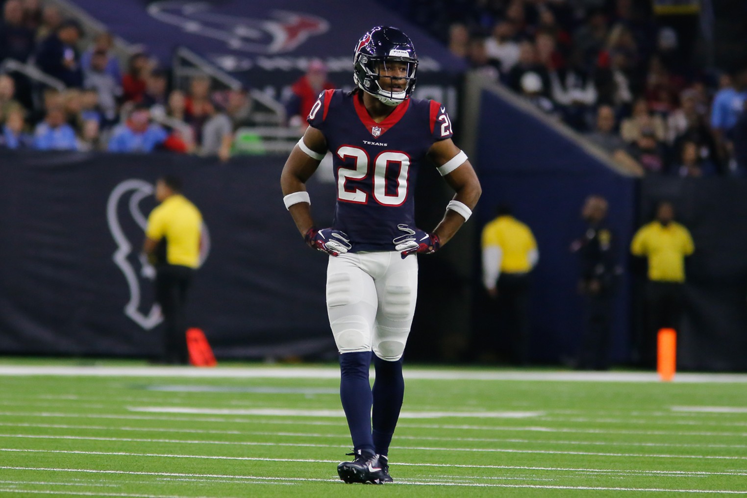 Houston Texans strong safety Justin Reid warms up before the football