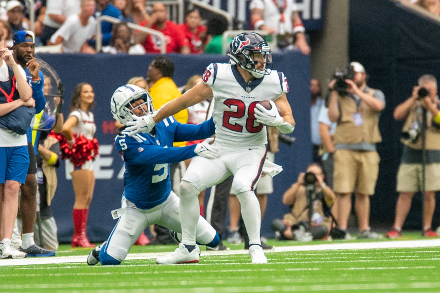 Texans' Dameon Pierce, Brandin Cooks Derek Stingley Jr. not practicing, not  expected to play Sunday