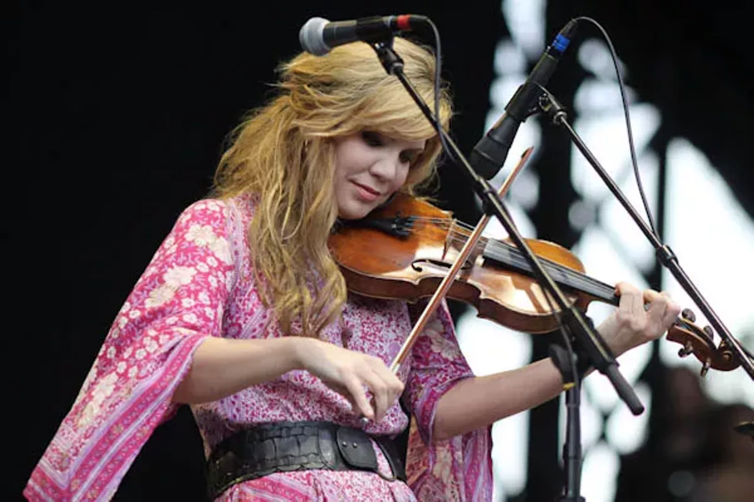 acl-2011-saturday-lineup-featuring-stevie-wonder-alison-krauss-wanda