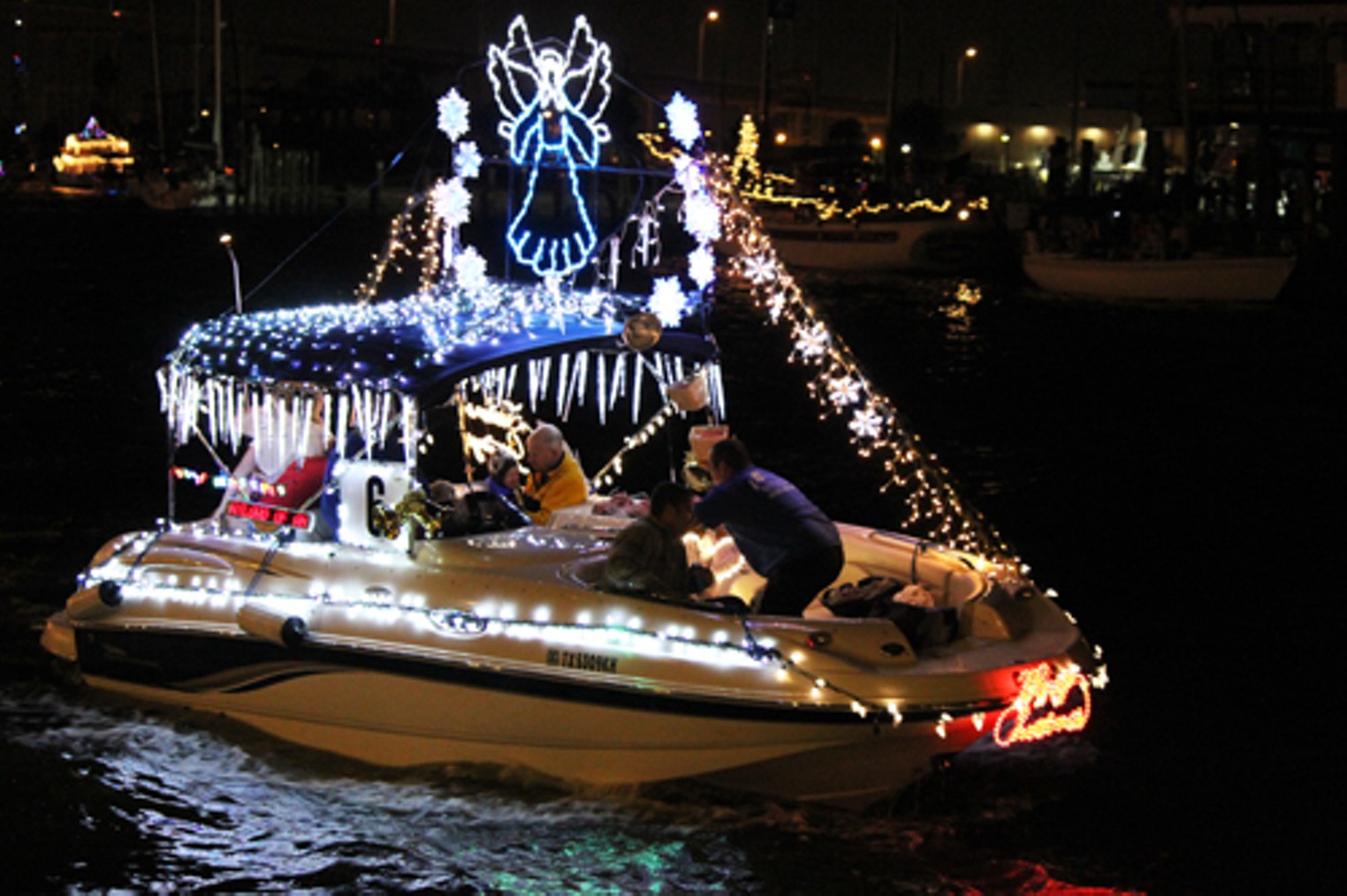 All Aboard Kemah Christmas Boat Parade Houston Houston Press The