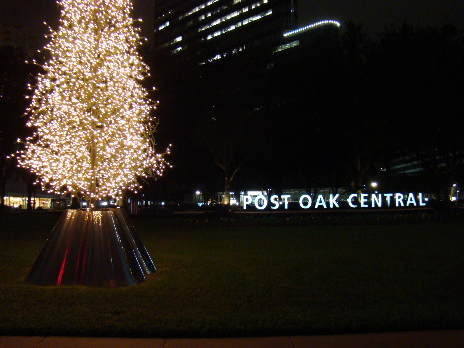 The Uptown Holiday Lighting Shines Bright Houston Houston Press