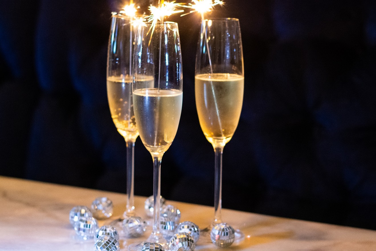 Brasserie 19's got bubbly, caviar and decadence at its Midnight in Paris themed celebration.